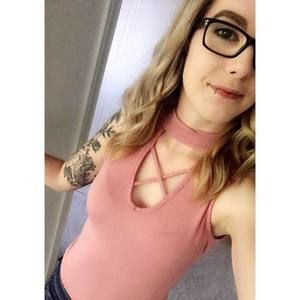 Meet your Posher, Alyssa